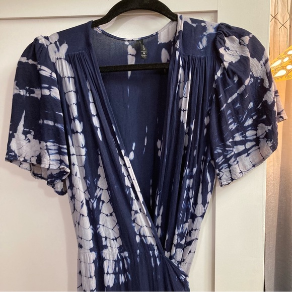 ❌DONATED❌Tie-dye Wrap Swim Cover-Up - Picture 5 of 8